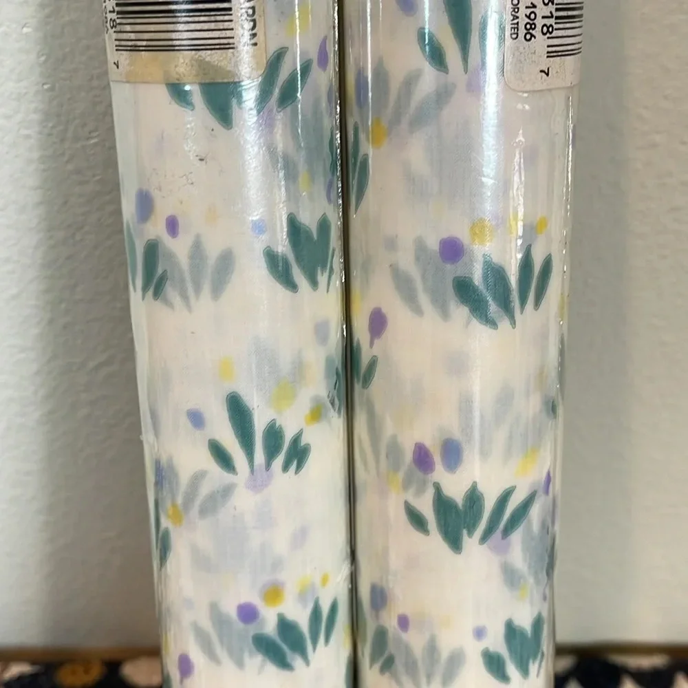 Rubbermaid Vintage Repositionable Light Adhesive Shelf Liner Floral Tulip Garden